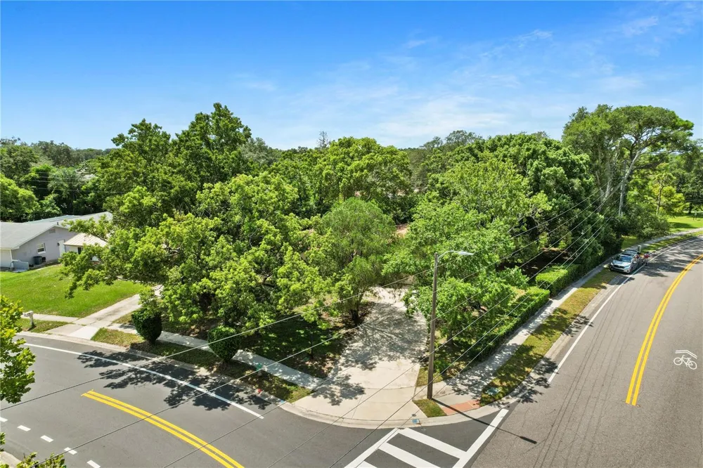 1201 AVALON BOULEVARD Casselberry, FL 32707