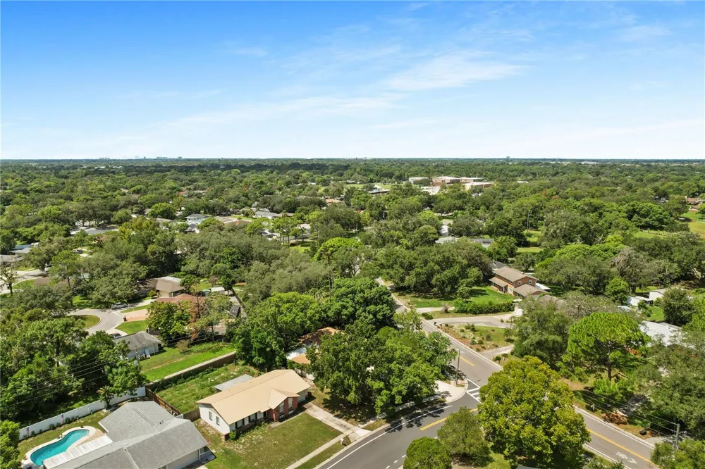 1201 AVALON BOULEVARD Casselberry, FL 32707