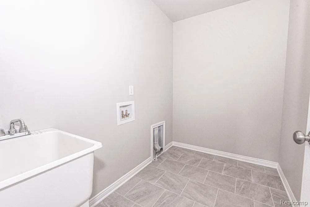 53188 Woodland Meadows Drive Chesterfield Township, MI 48047