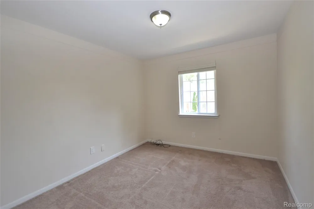 559 Fox Hills Drive Bloomfield Hills City, MI 48304