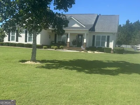 108 Nicole AVE