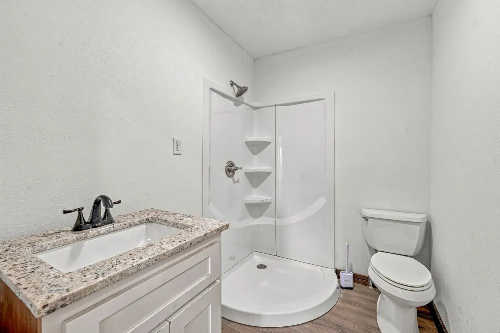 640 S Preston Street De Leon, TX 76444