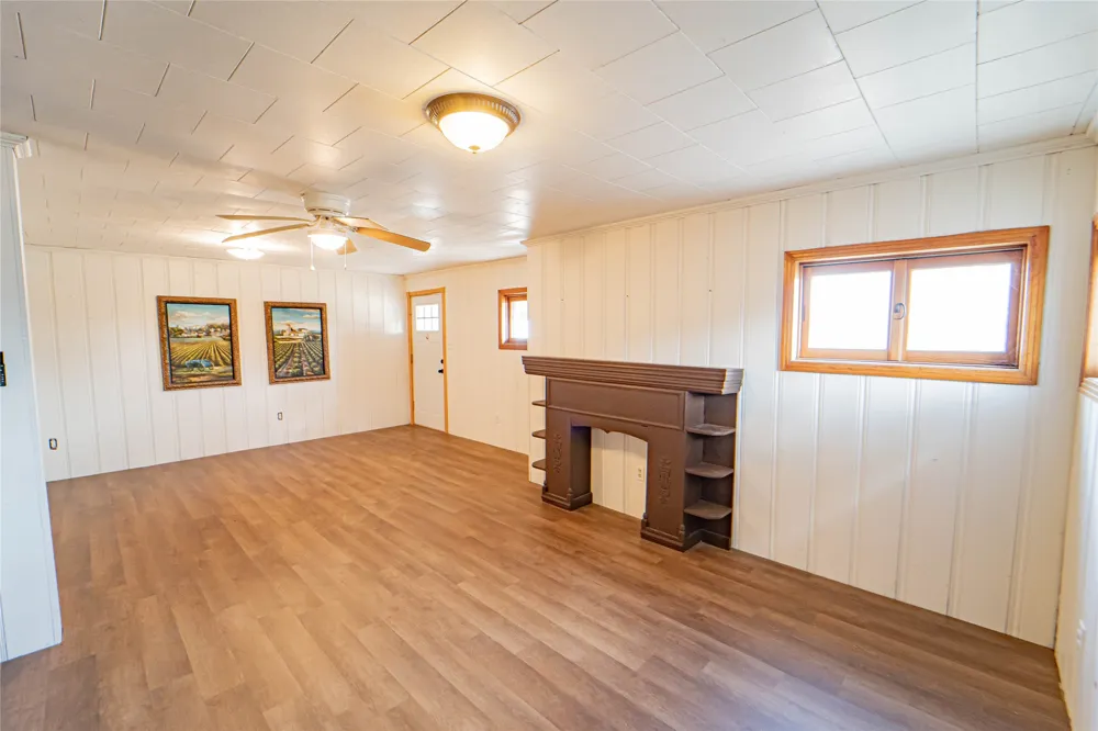 6500 W Highway 180 Albany, TX 76430