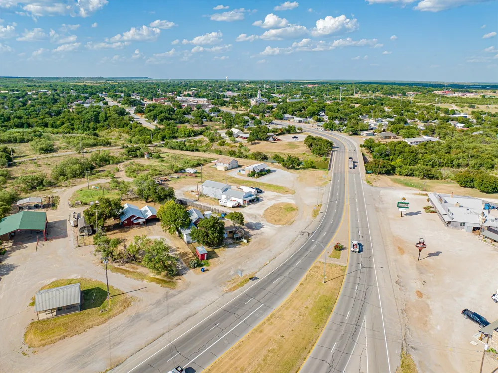 6500 W Highway 180 Albany, TX 76430