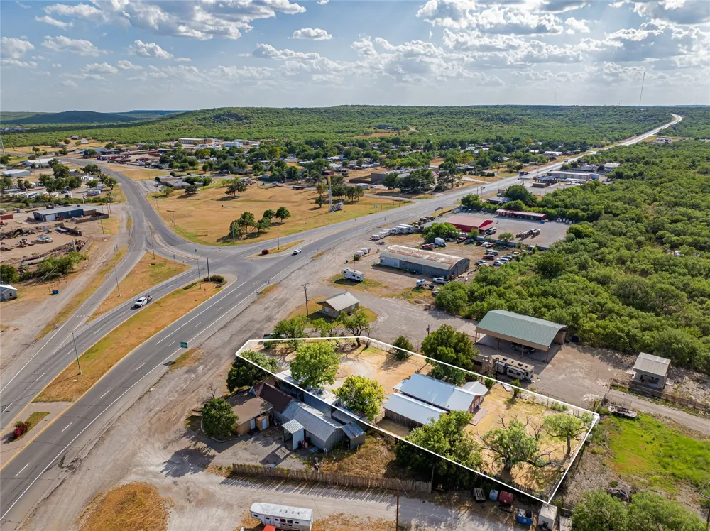 6500 W Highway 180 Albany, TX 76430