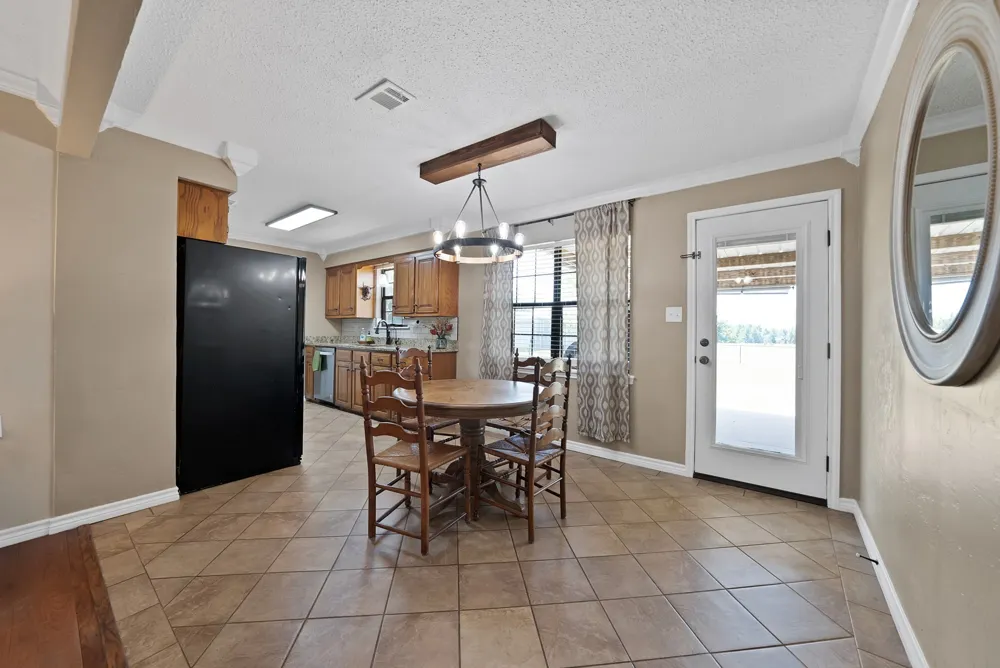 141 County Road 2211 Mineola, TX 75773