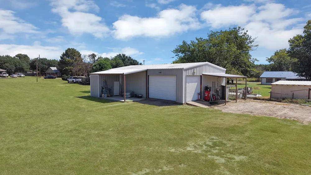 141 County Road 2211 Mineola, TX 75773