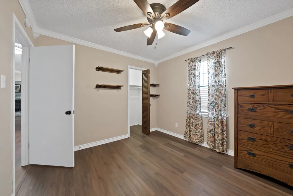 141 County Road 2211 Mineola, TX 75773