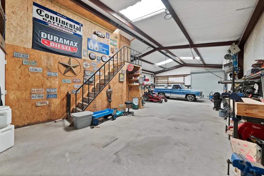 141 County Road 2211 Mineola, TX 75773