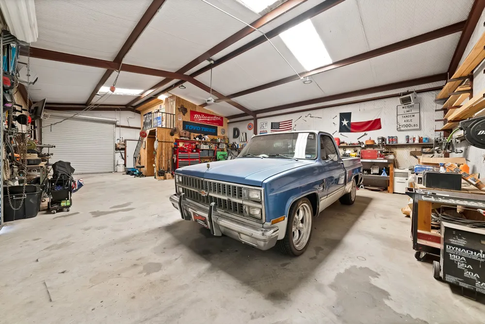 141 County Road 2211 Mineola, TX 75773