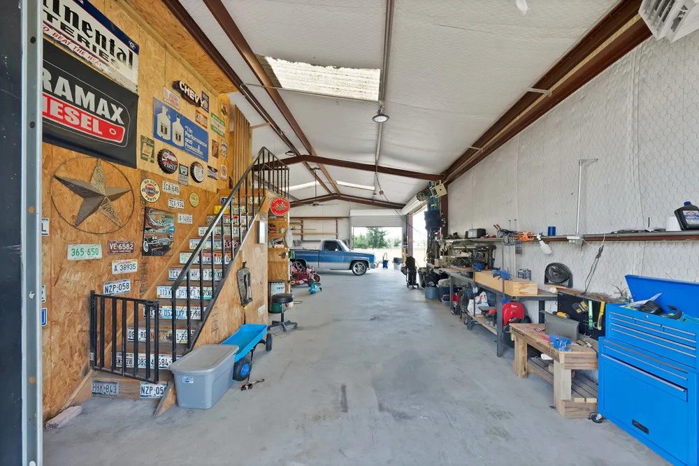 141 County Road 2211 Mineola, TX 75773
