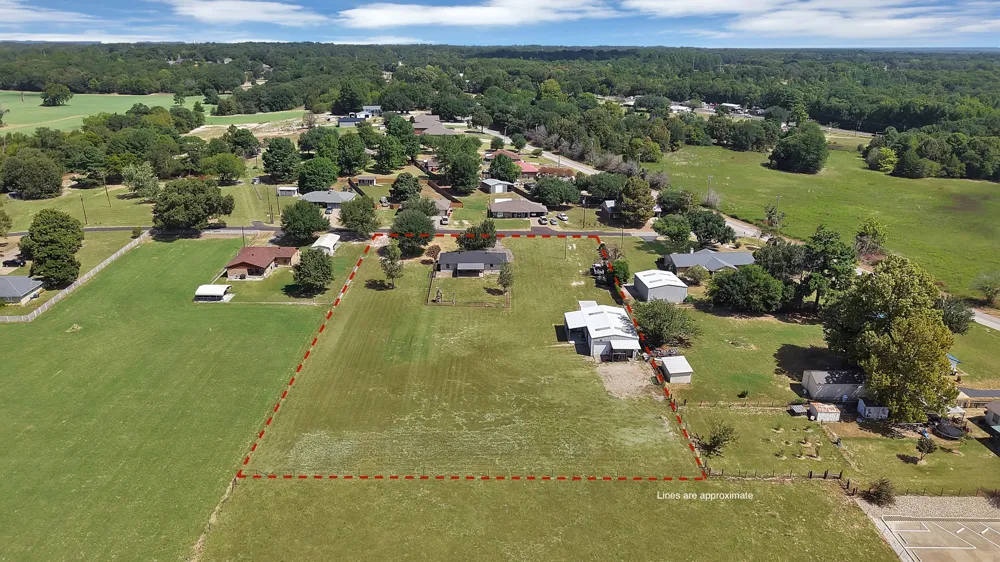 141 County Road 2211 Mineola, TX 75773