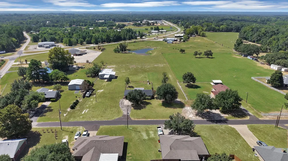 141 County Road 2211 Mineola, TX 75773