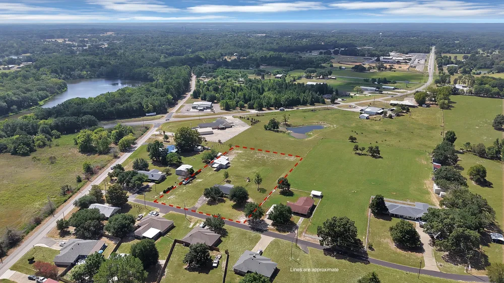 141 County Road 2211 Mineola, TX 75773