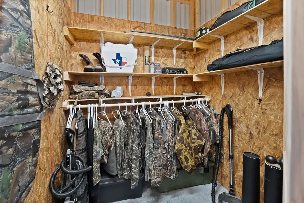 141 County Road 2211 Mineola, TX 75773