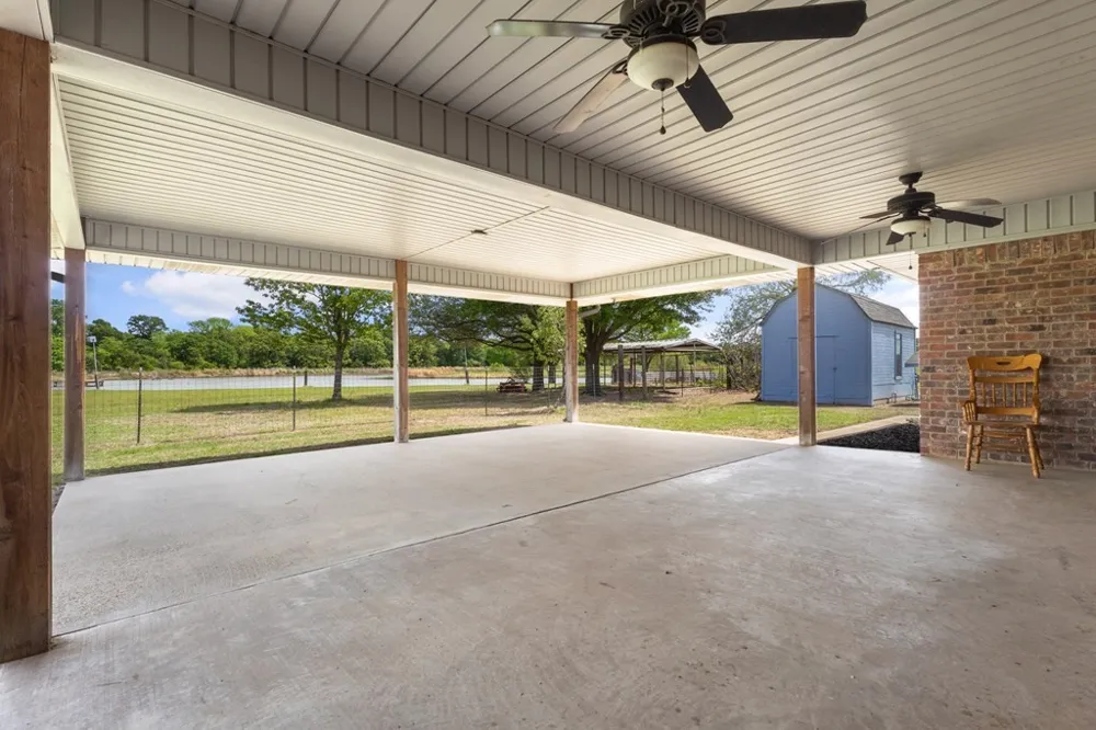 290 Vz County Road 3222 Wills Point, TX 75169