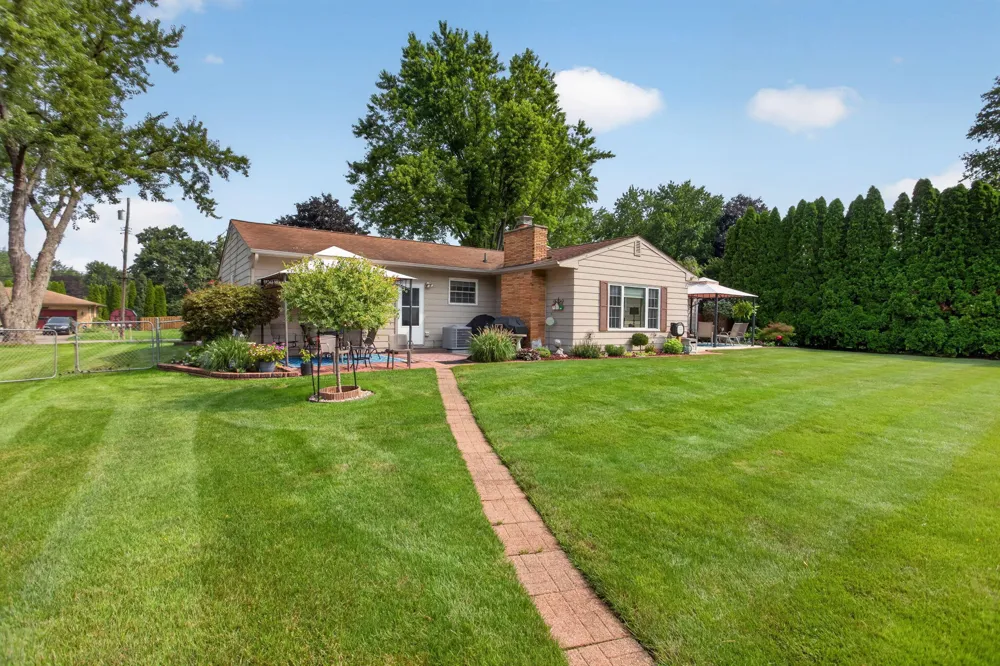 4857 Fleetwood Lane Jackson, MI 49201