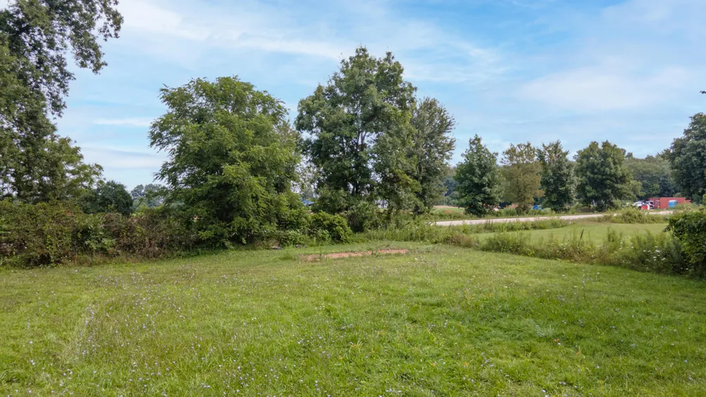 876 110th Avenue Plainwell, MI 49080