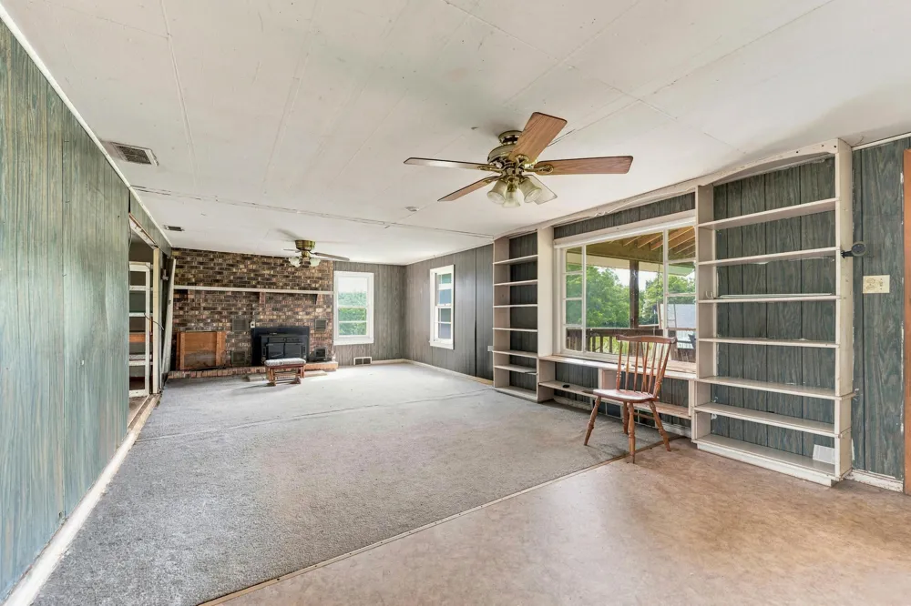 876 110th Avenue Plainwell, MI 49080