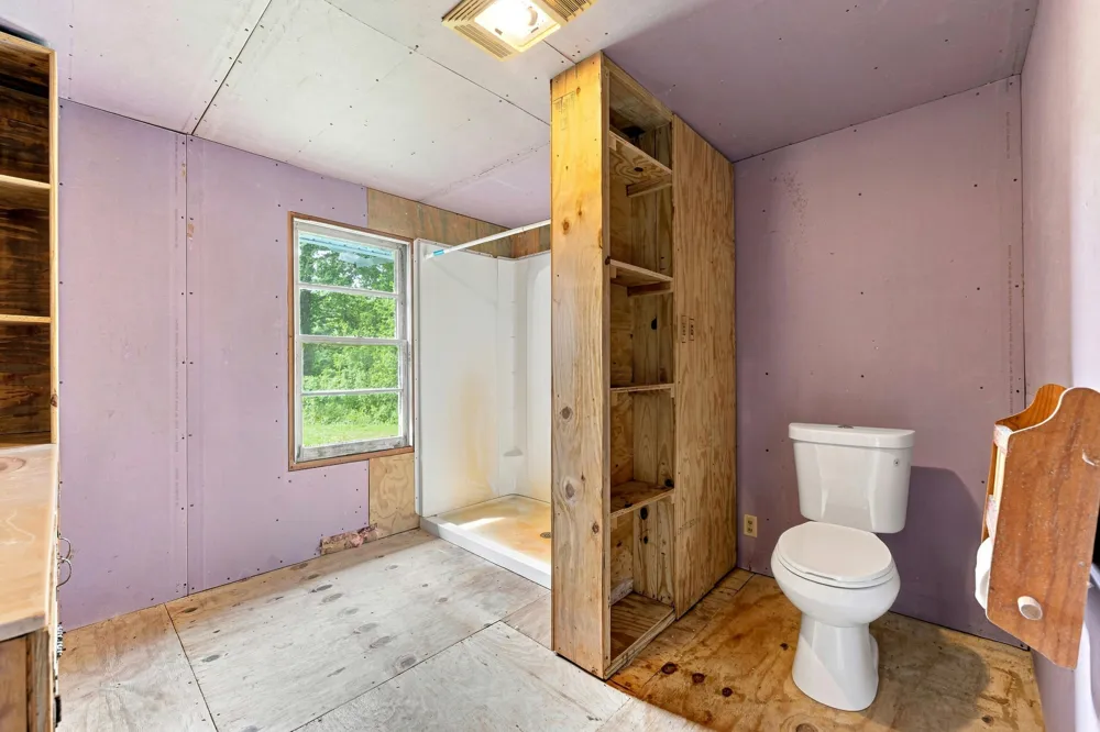 876 110th Avenue Plainwell, MI 49080