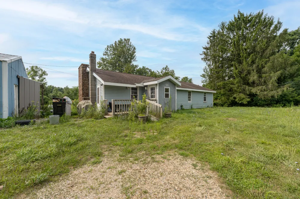 876 110th Avenue Plainwell, MI 49080