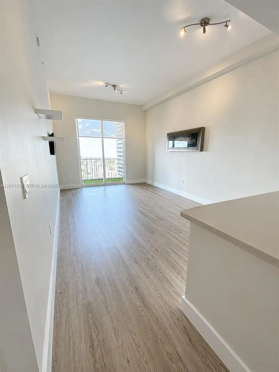 1250 S Miami Ave #2413 Miami, FL 33130