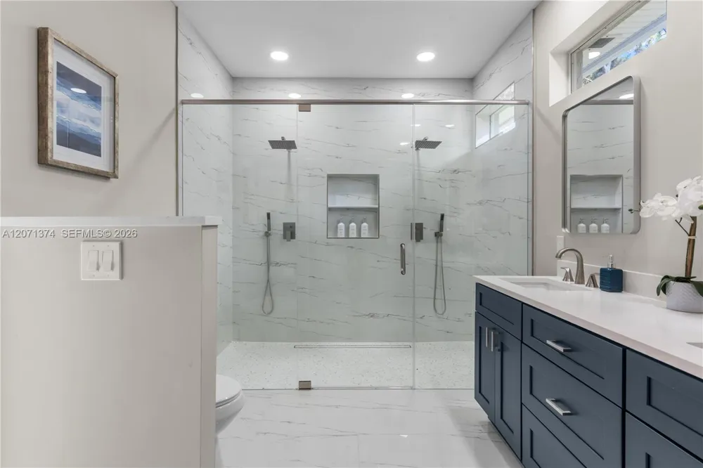 1018 SW Carolina Cir SW Vero Beach, FL 32962