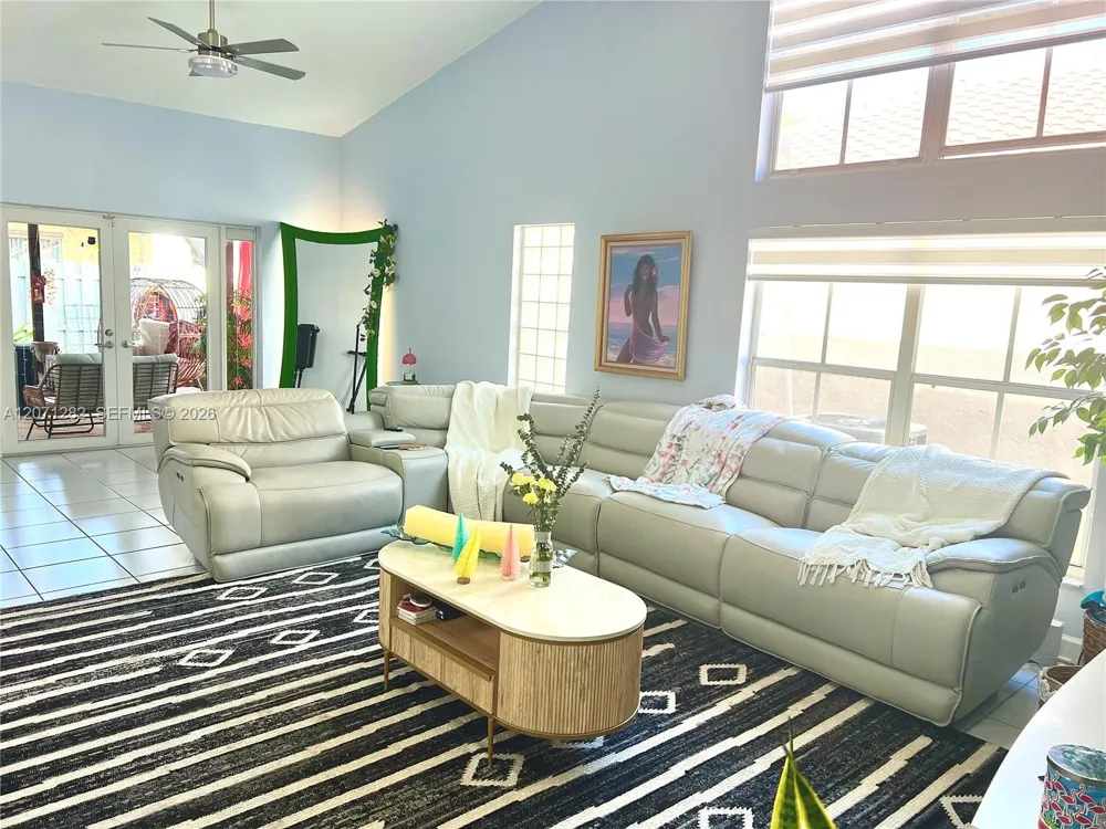 13249 NW 9 LN Miami, FL 33182