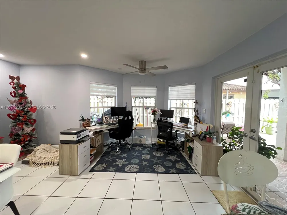 13249 NW 9 LN Miami, FL 33182