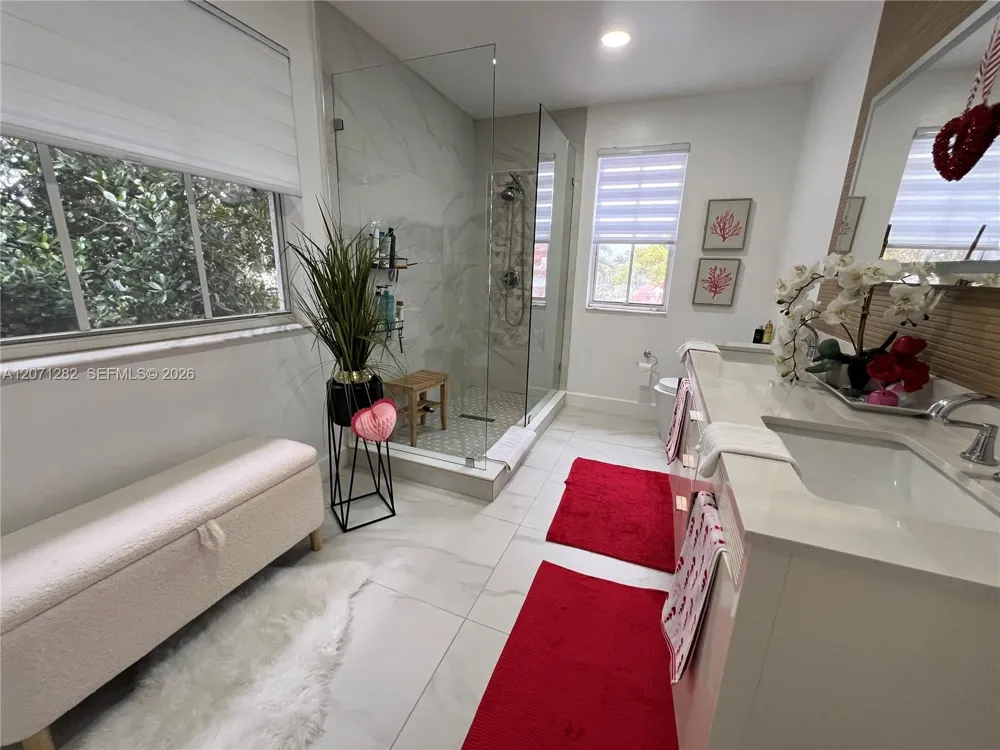 13249 NW 9 LN Miami, FL 33182