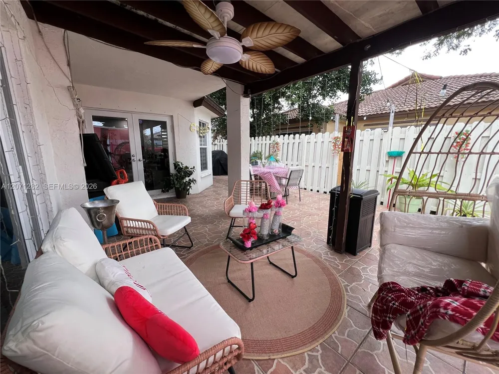 13249 NW 9 LN Miami, FL 33182