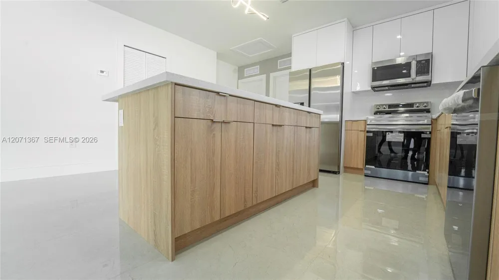 22860 SW 122nd PL Miami, FL 33170