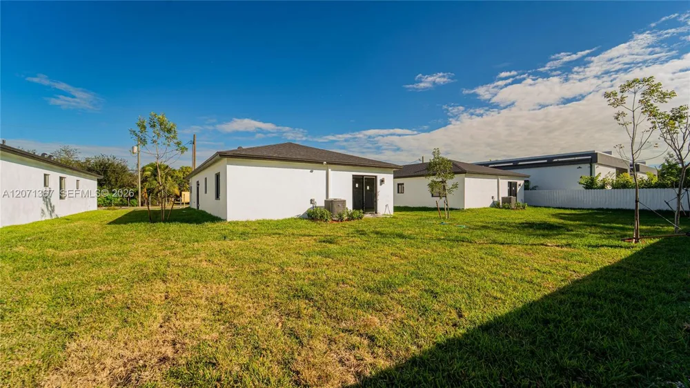 22860 SW 122nd PL Miami, FL 33170