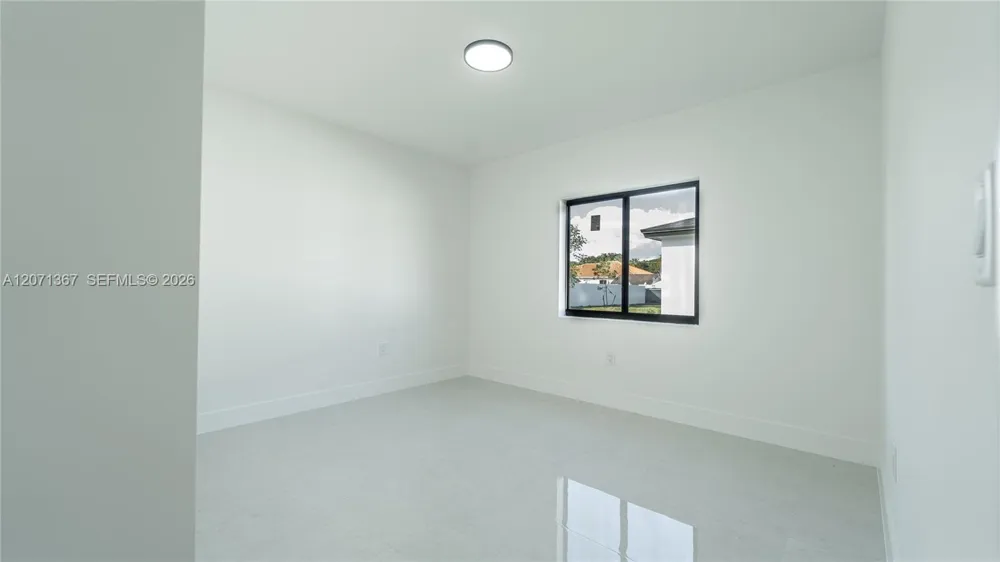 22860 SW 122nd PL Miami, FL 33170