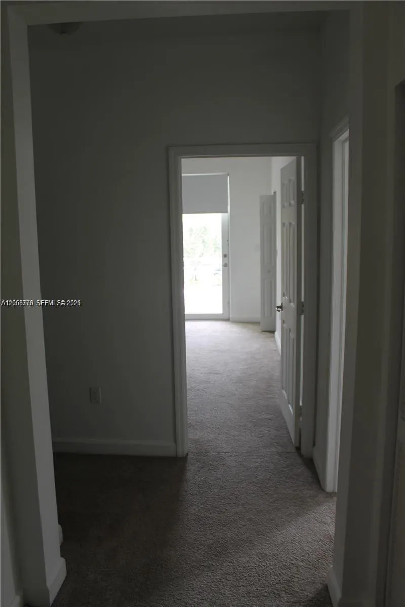10770 NW 74th Ln Doral, FL 33178