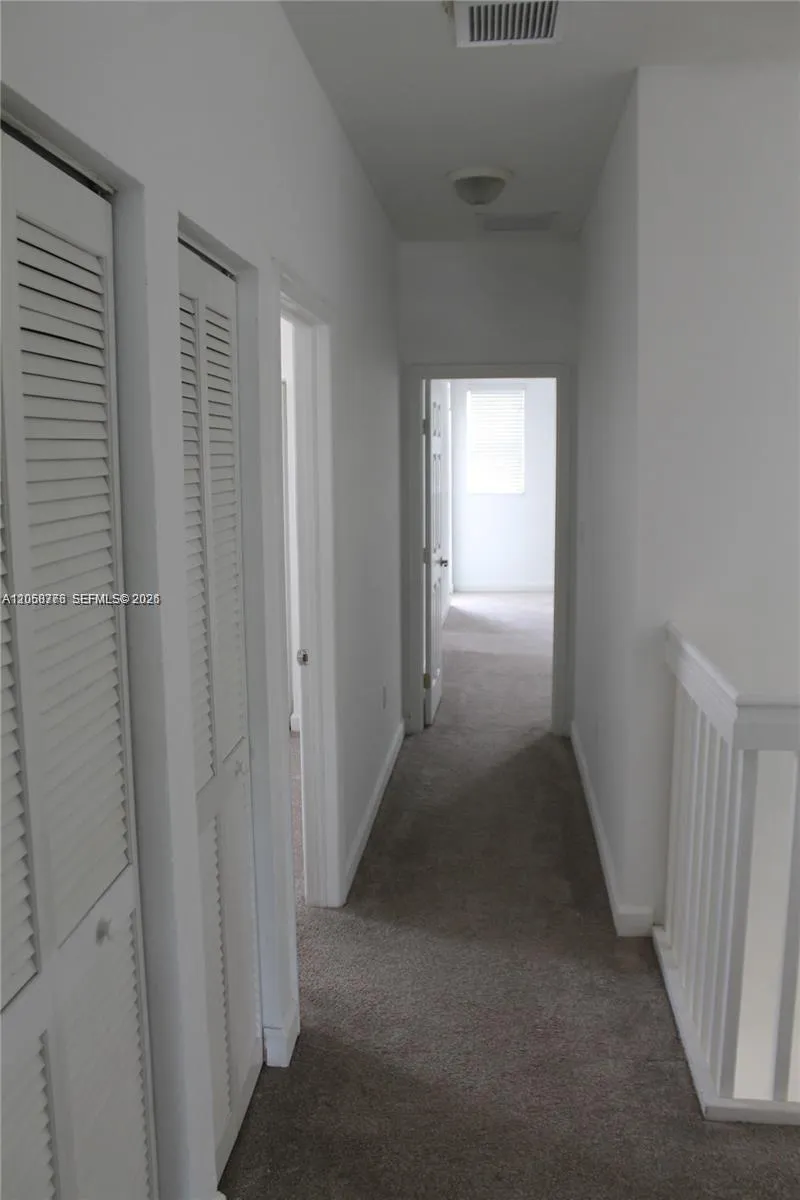 10770 NW 74th Ln Doral, FL 33178