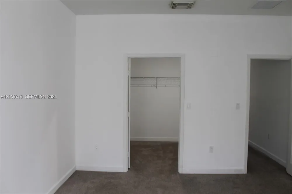 10770 NW 74th Ln Doral, FL 33178