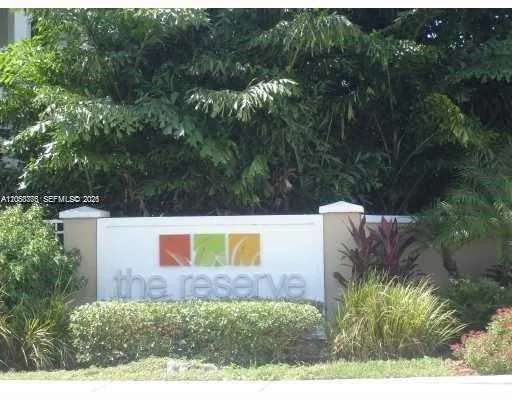 10770 NW 74th Ln Doral, FL 33178