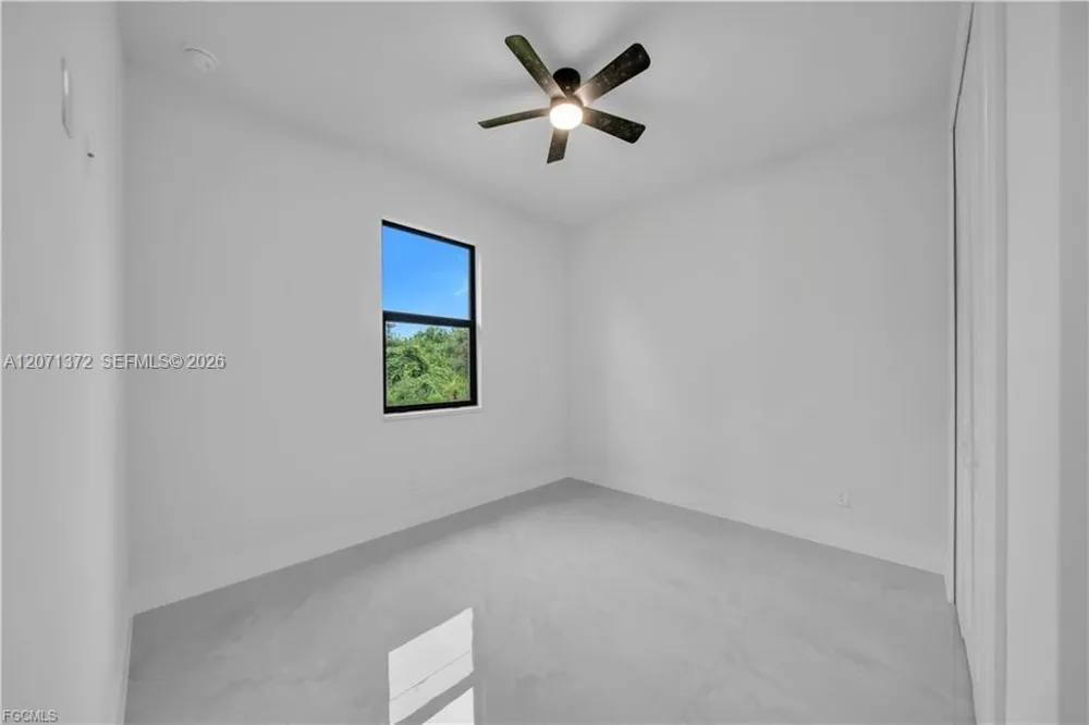 3505 57th ST W Lehigh Acres, FL 33971