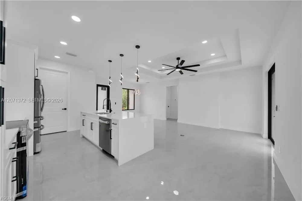 3505 57th ST W Lehigh Acres, FL 33971