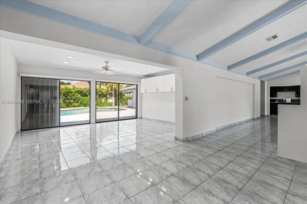 9220 NW 15th St Coral Springs, FL 33071