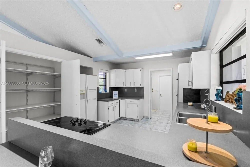 9220 NW 15th St Coral Springs, FL 33071