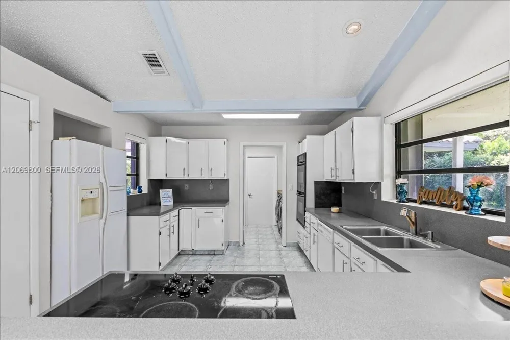 9220 NW 15th St Coral Springs, FL 33071