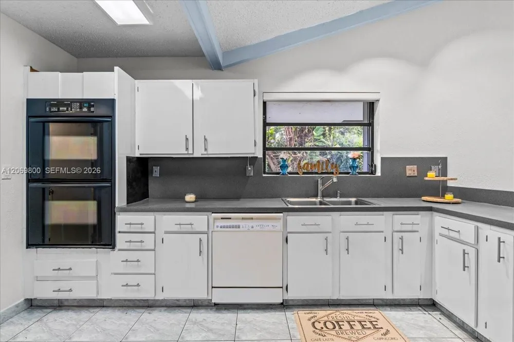 9220 NW 15th St Coral Springs, FL 33071
