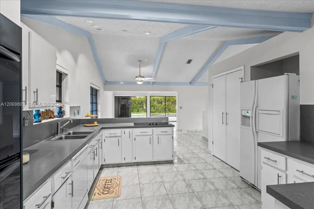 9220 NW 15th St Coral Springs, FL 33071