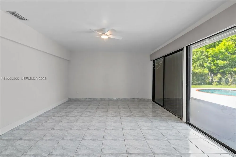 9220 NW 15th St Coral Springs, FL 33071