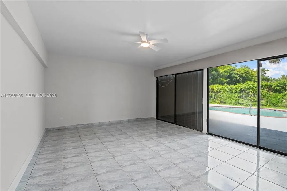 9220 NW 15th St Coral Springs, FL 33071