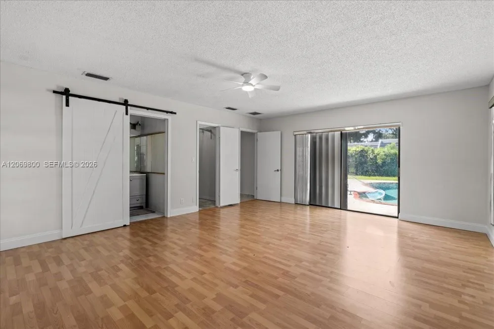 9220 NW 15th St Coral Springs, FL 33071