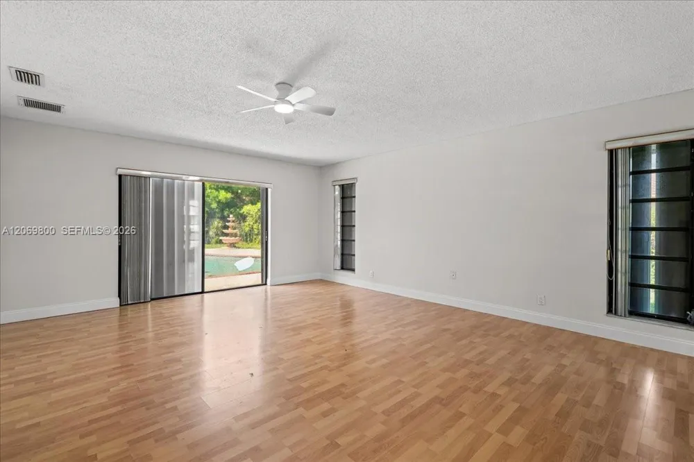 9220 NW 15th St Coral Springs, FL 33071