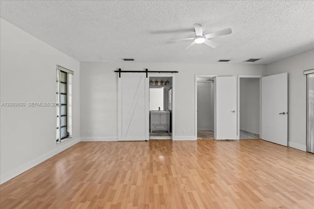 9220 NW 15th St Coral Springs, FL 33071